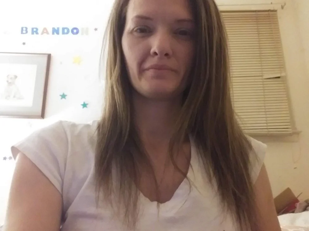 Niceass82069's Offline Chat Room