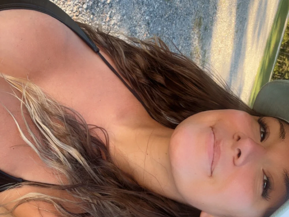 Callieexoxo Adlı Modelin Çevrimdışı Sohbet Odası