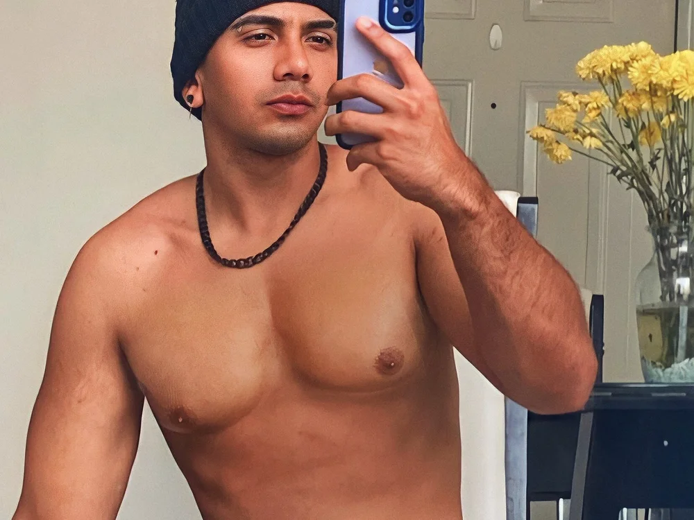 gabrielchavz offline chatrum
