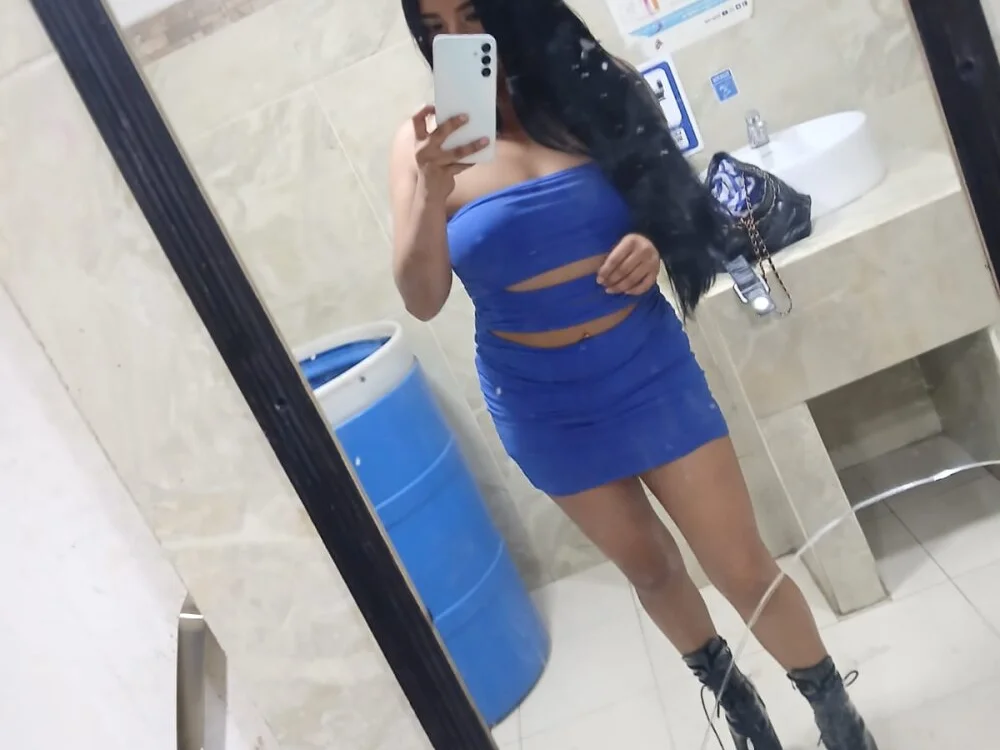 PetitteCorazon offline XXX-chat