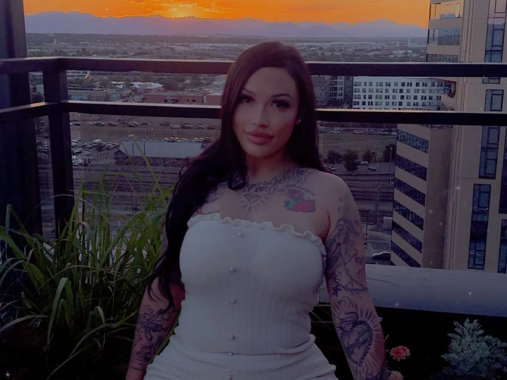 CassyAfterDarkX's Offline Chat Room