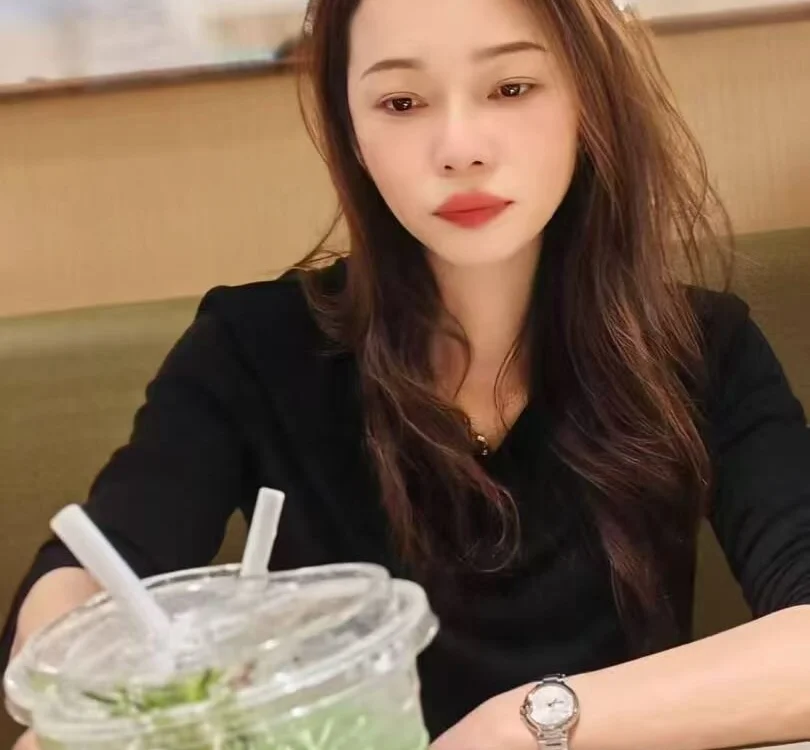 xiaoronger's Offline XXX Chat