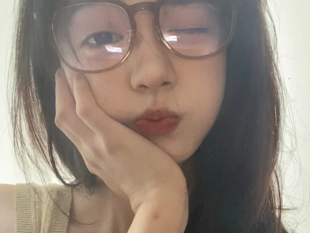 Gl-Candy Chat XXX Ngoại tuyến