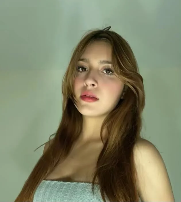 CharlotteBombon 오프라인 XXX 채팅