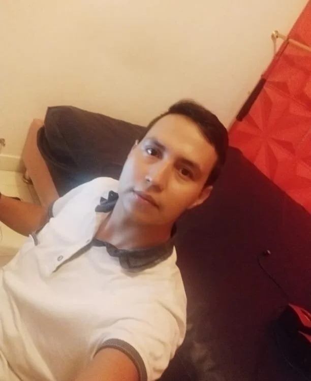 RAPTOR_SEX's Offline Chat Room