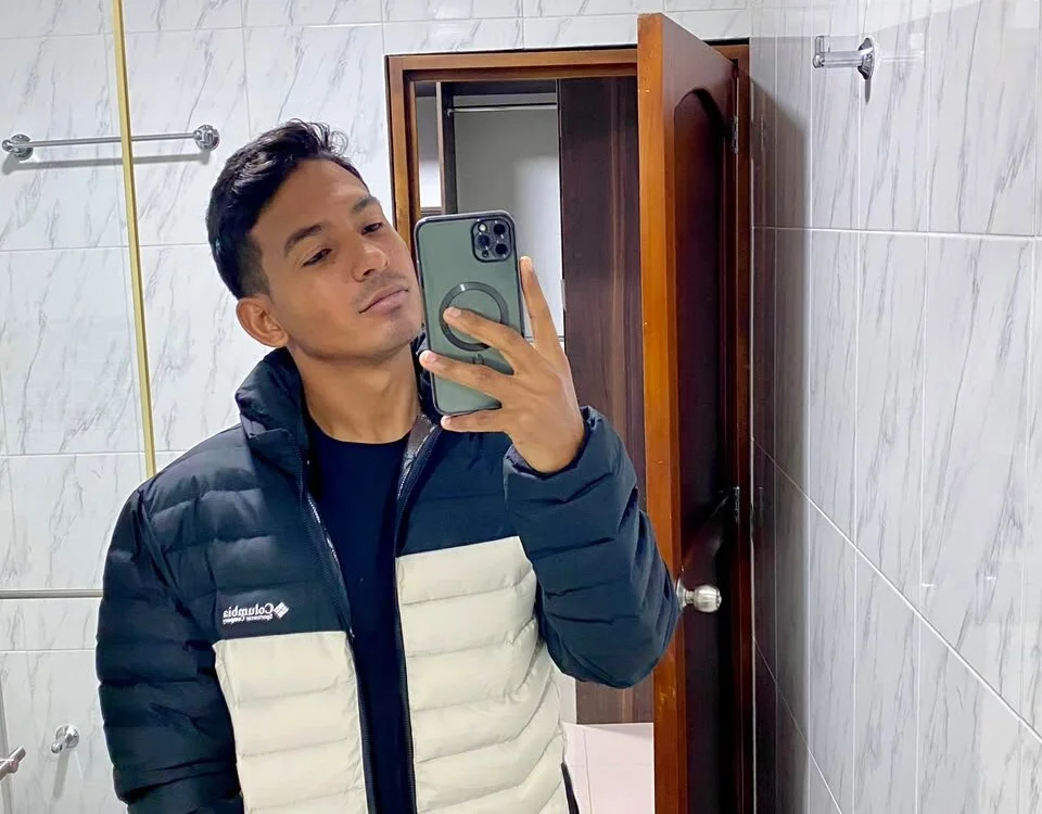 Charles_cruz Chat XXX offline