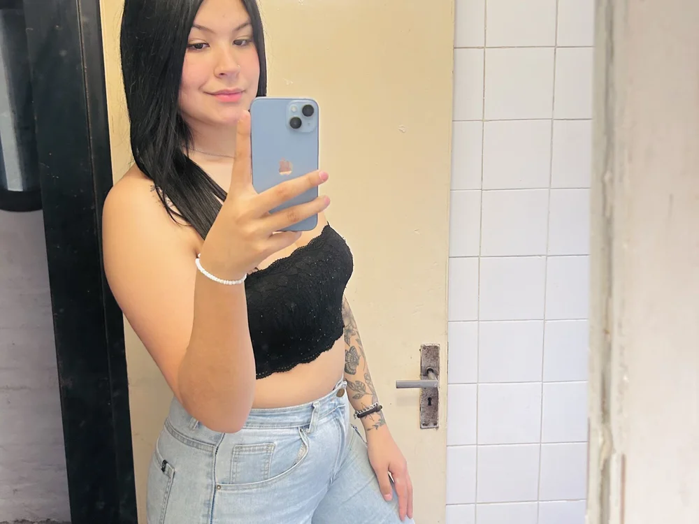 Offline XXX chat modela Luchii23