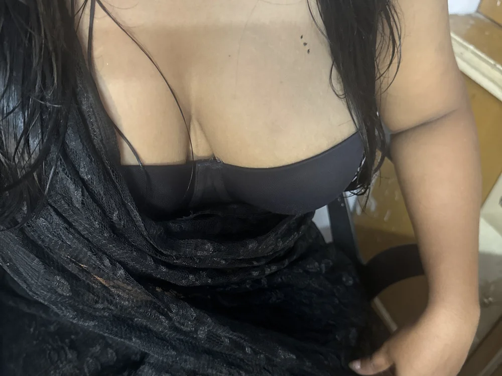 Ariya_'s Offline Chat Room
