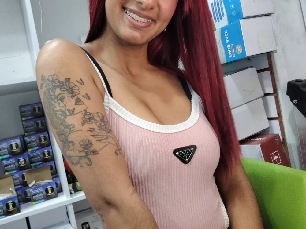 MILA_BOLTON's Offline Chat Room