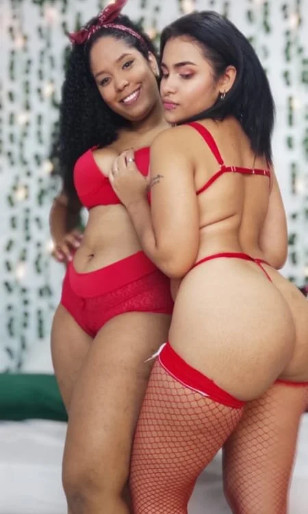 ValeryandLaura's Offline XXX Chat