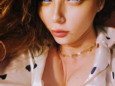 Foxxy_milf - Girl 
