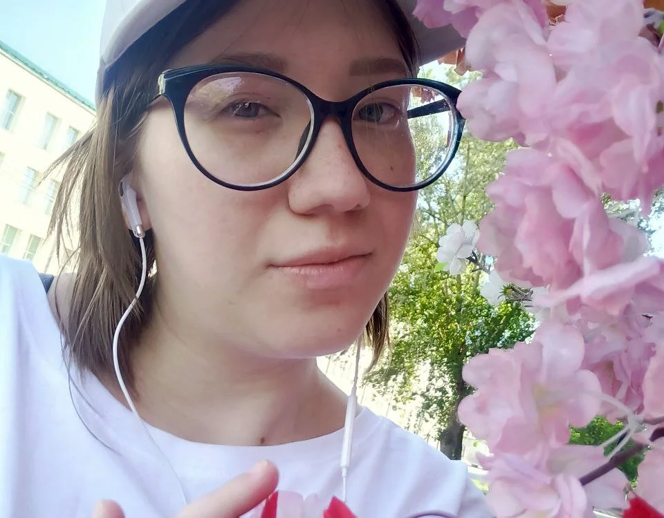SarahBlakeley's Offline Chat Room