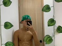 EMPIRE_BOYS1 webcam thumbnail