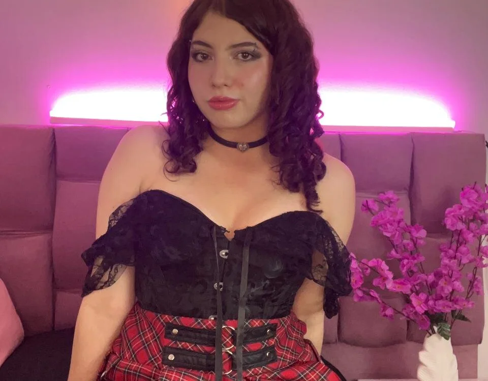 CassieRosse_ Offline XXX-Chat