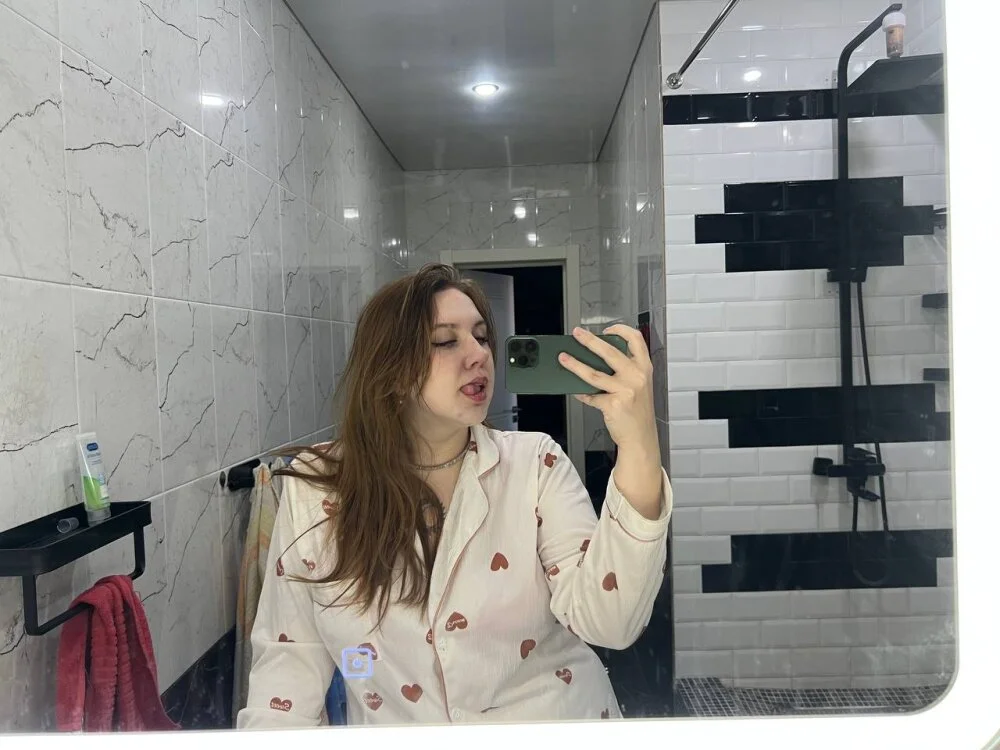 Xeonea1's Offline XXX Chat