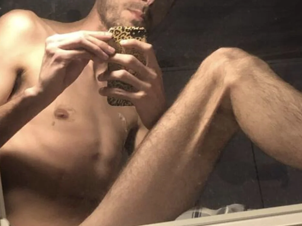 QuiteBig95 offline XXX-chatje