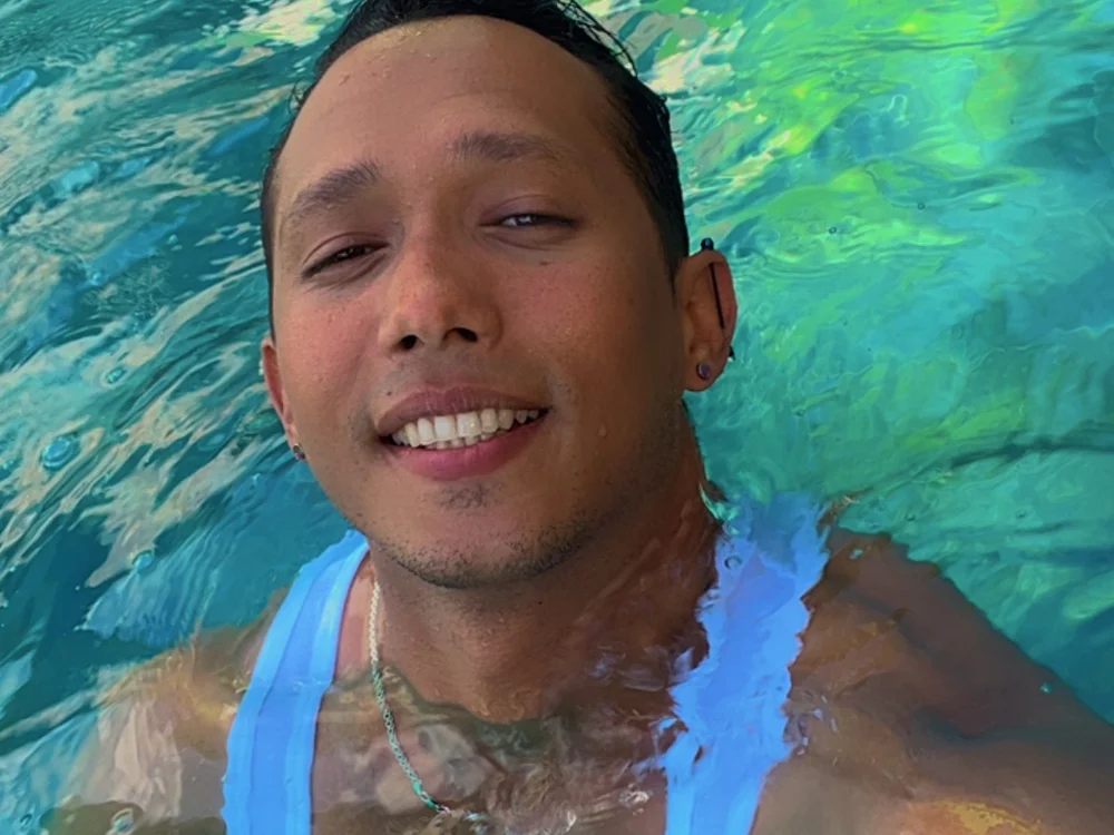 venezolano25 offline XXX-chat