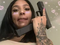 32Mate9's webcam live show
