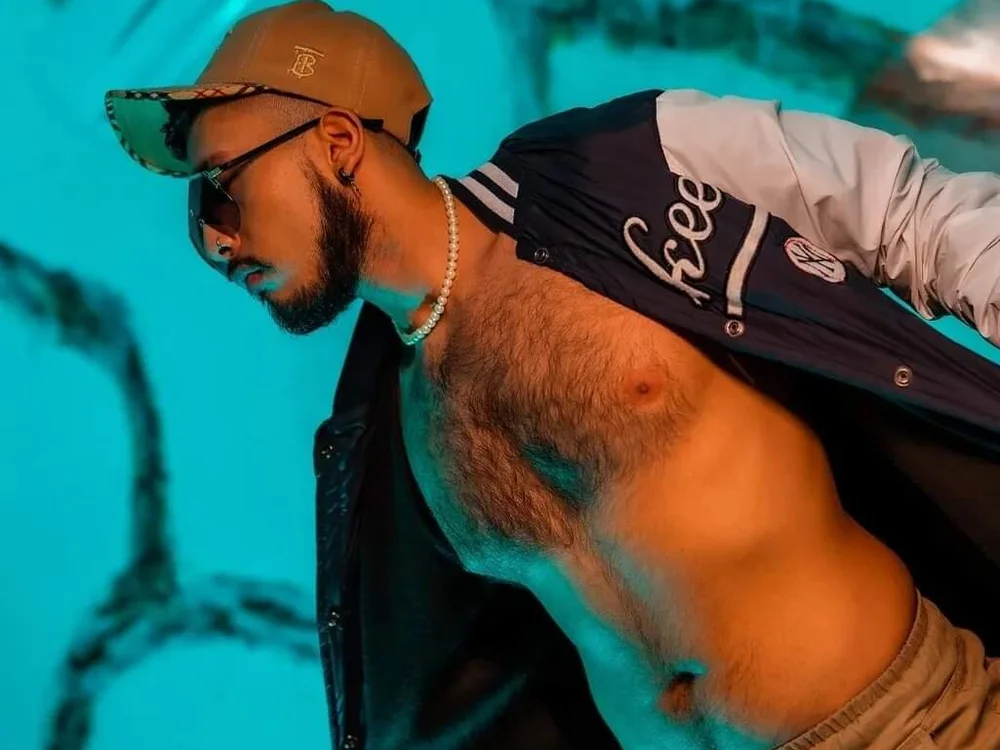 Tyson_BearX Chat XXX offline