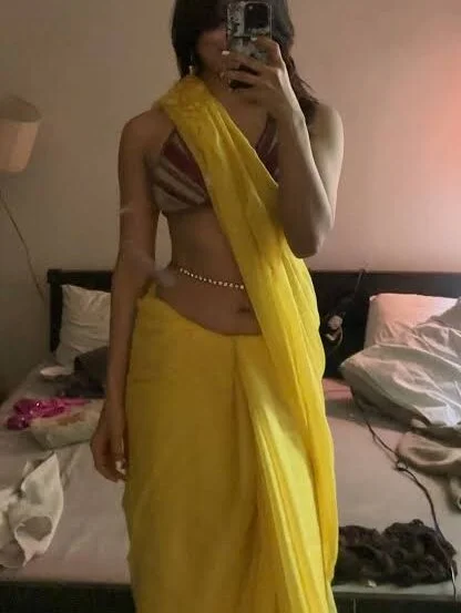 divyanshii_hott 離線 XXX 聊天