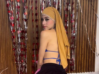 Zuleyma_noor - Girl 