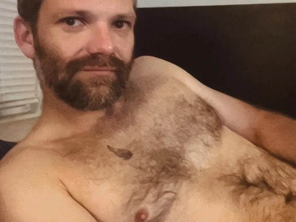 LonoSilverFox's Offline XXX Chat