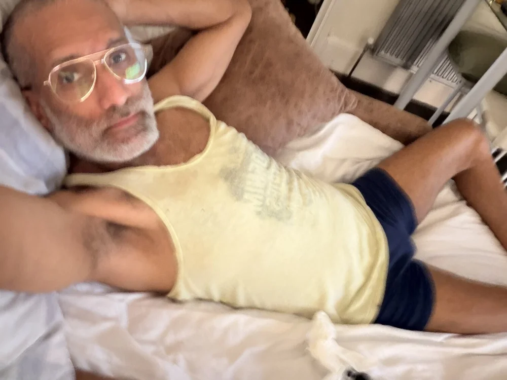 ArabguyUK79's Offline XXX Chat