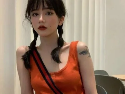 Profile of Weeeo22