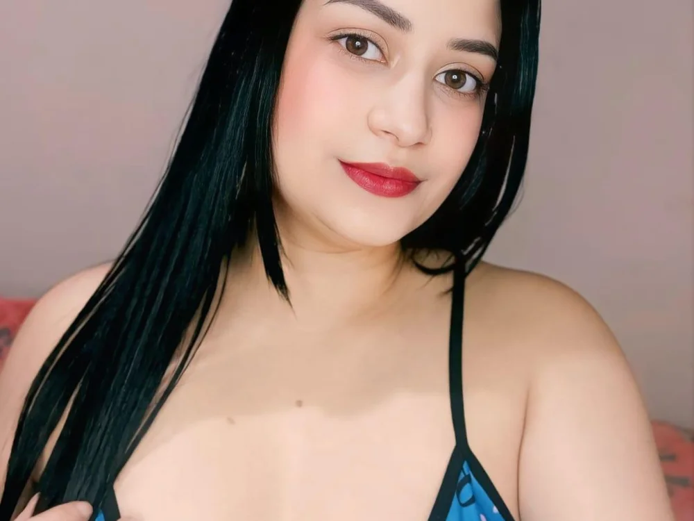 kiara_norris' Offline XXX Chat