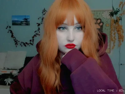 Crystal__Chris Female Young Nude Cam