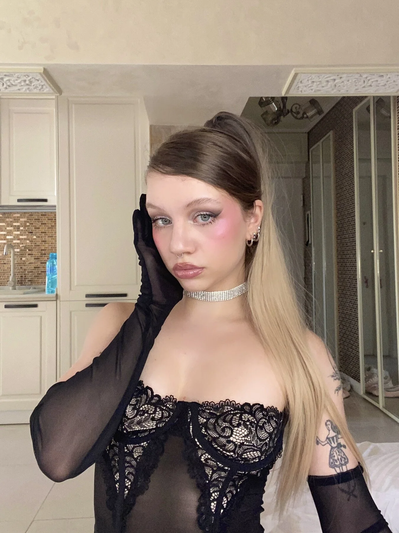 XXX Porn Photo of Nude Goddess_Alaska 17