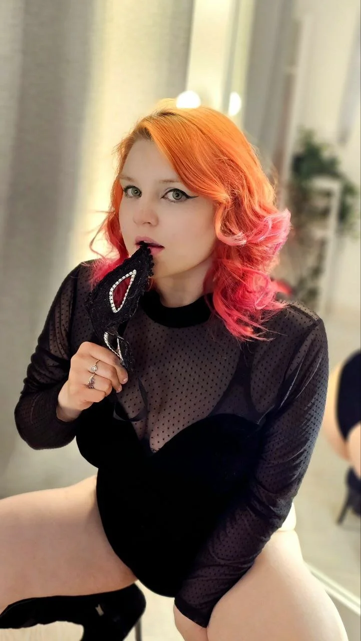 XXX Porn Photo of Nude RacieBroom 8