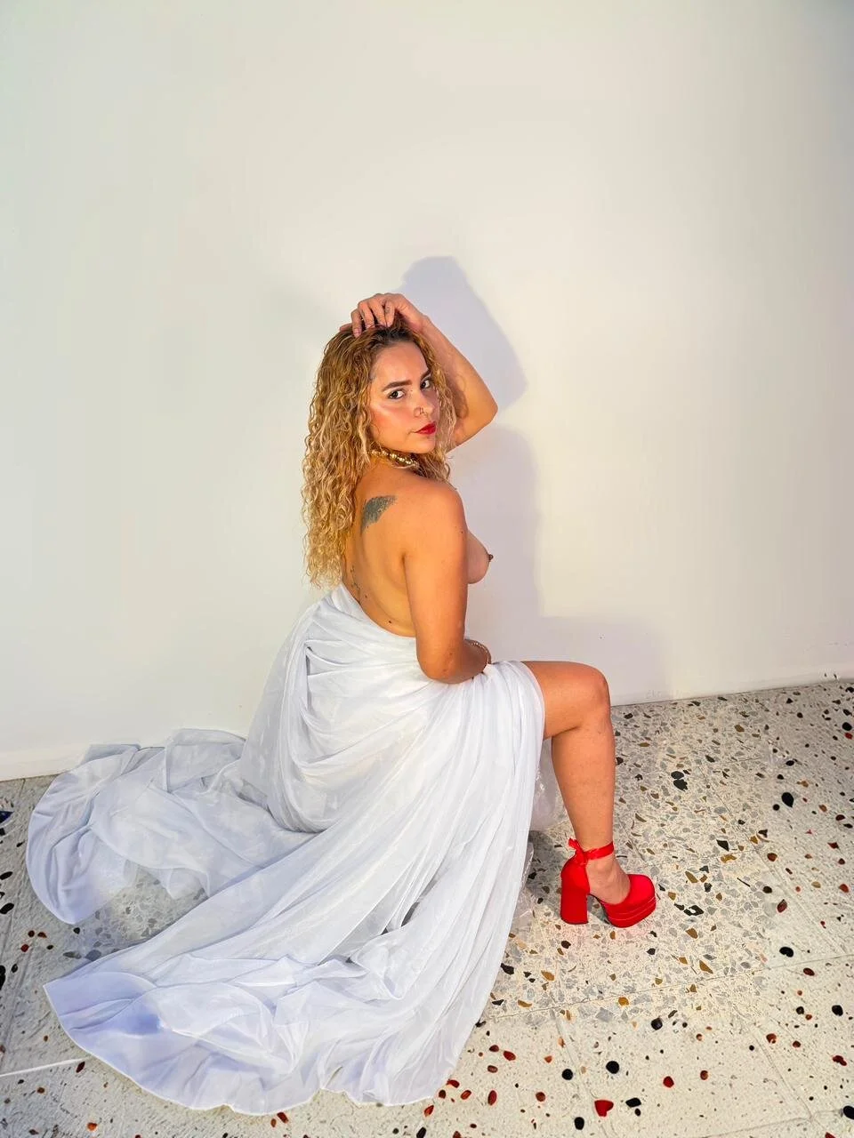 XXX Porn Photo of Nude RosyRoos 4