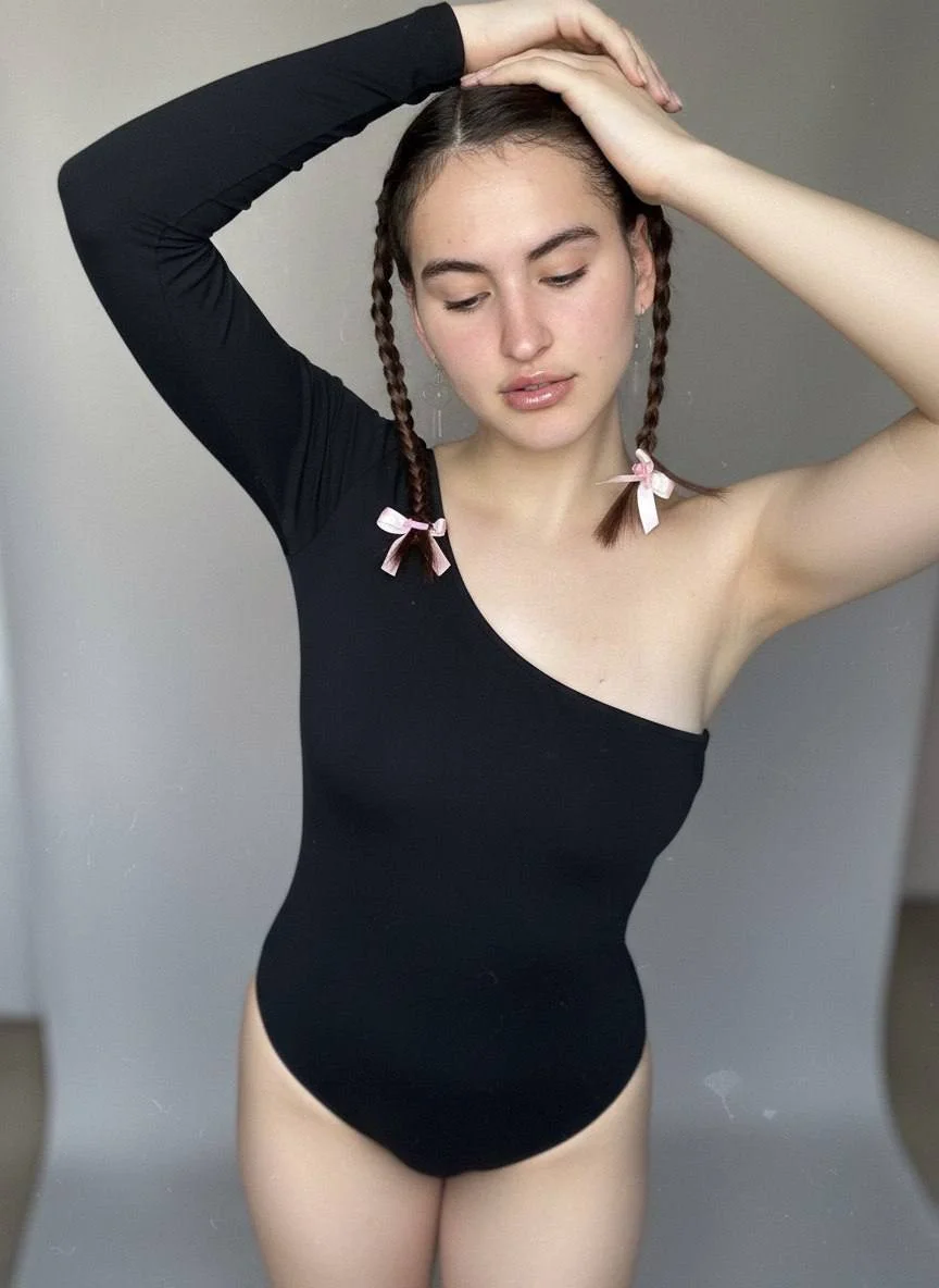 XXX Porn Photo of Nude Felicia-Star 2