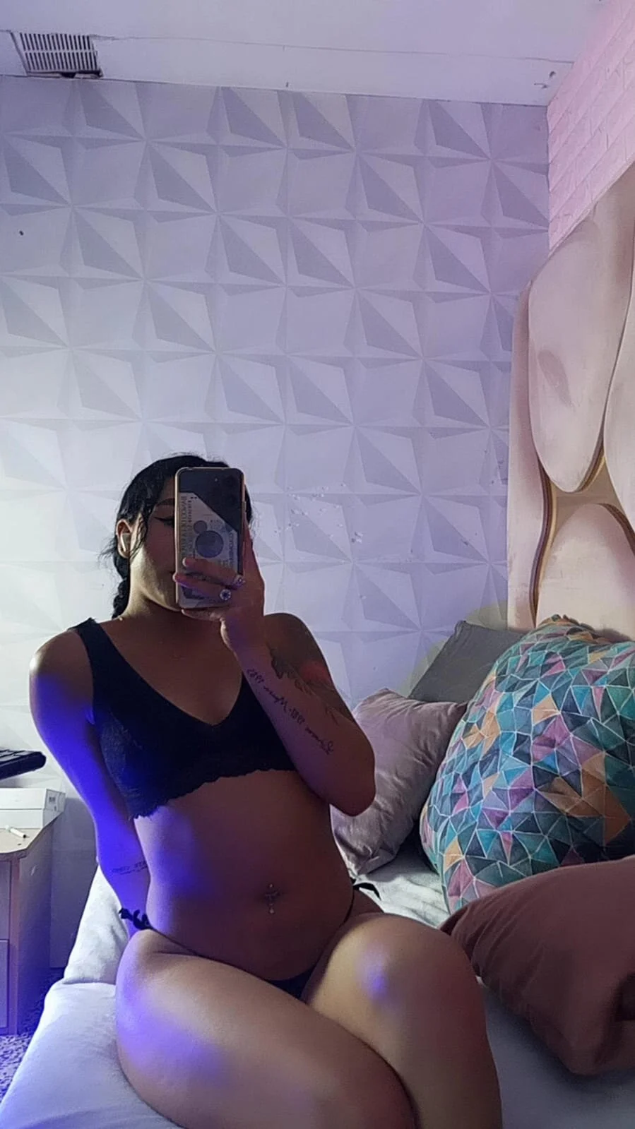 XXX Porn Photo of Nude Kiara_hh 1