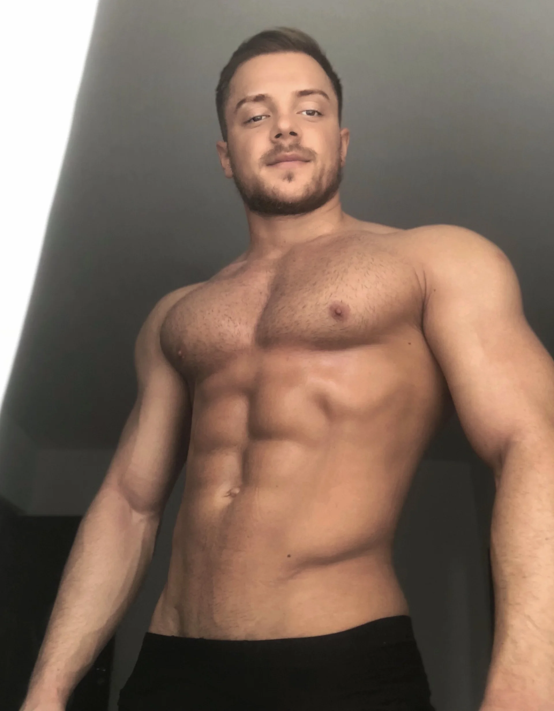 XXX Porn Photo of Nude FitnessMaleModel 1