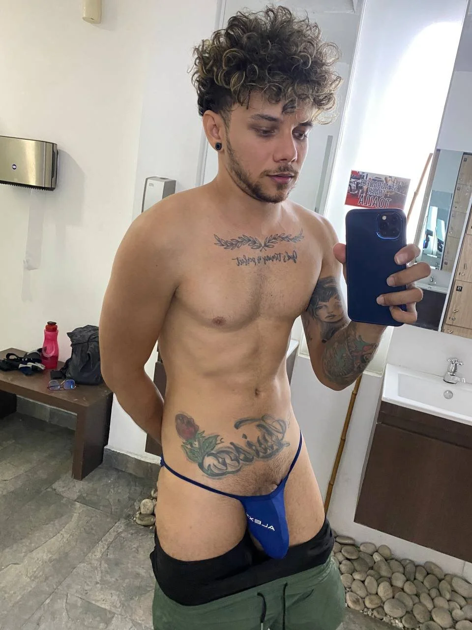 XXX Porn Photo of Nude kenintoro 10