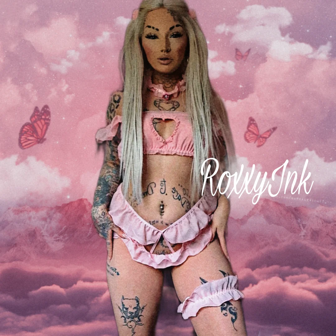 XXX Porn Photo of Nude RoxxyInk 73