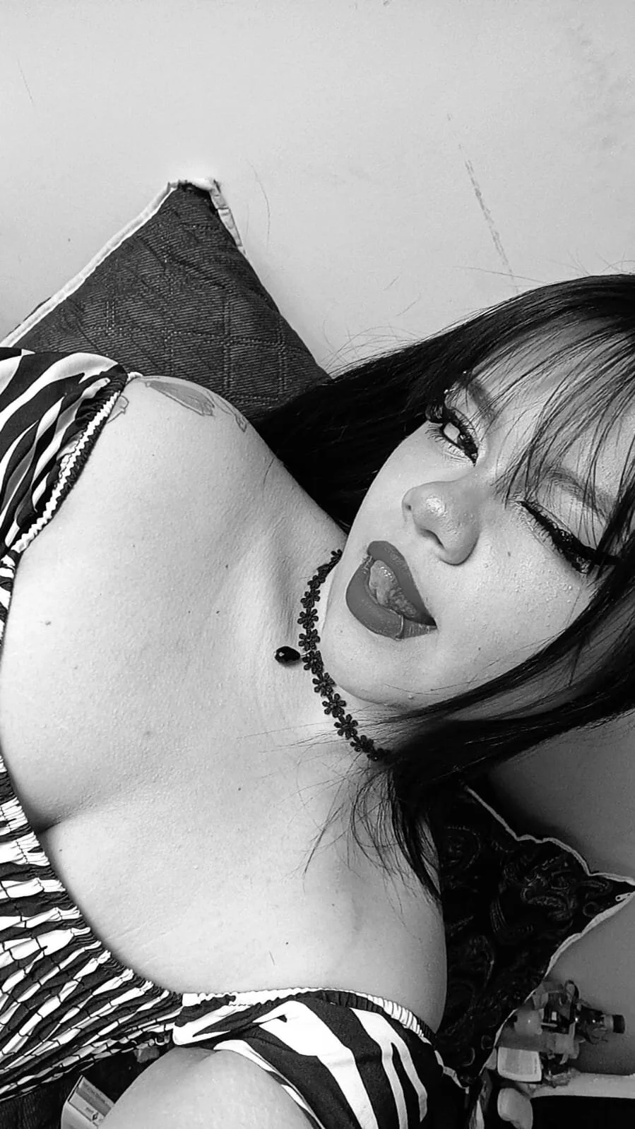 XXX Porn Photo of Nude swwet_bonnie 5