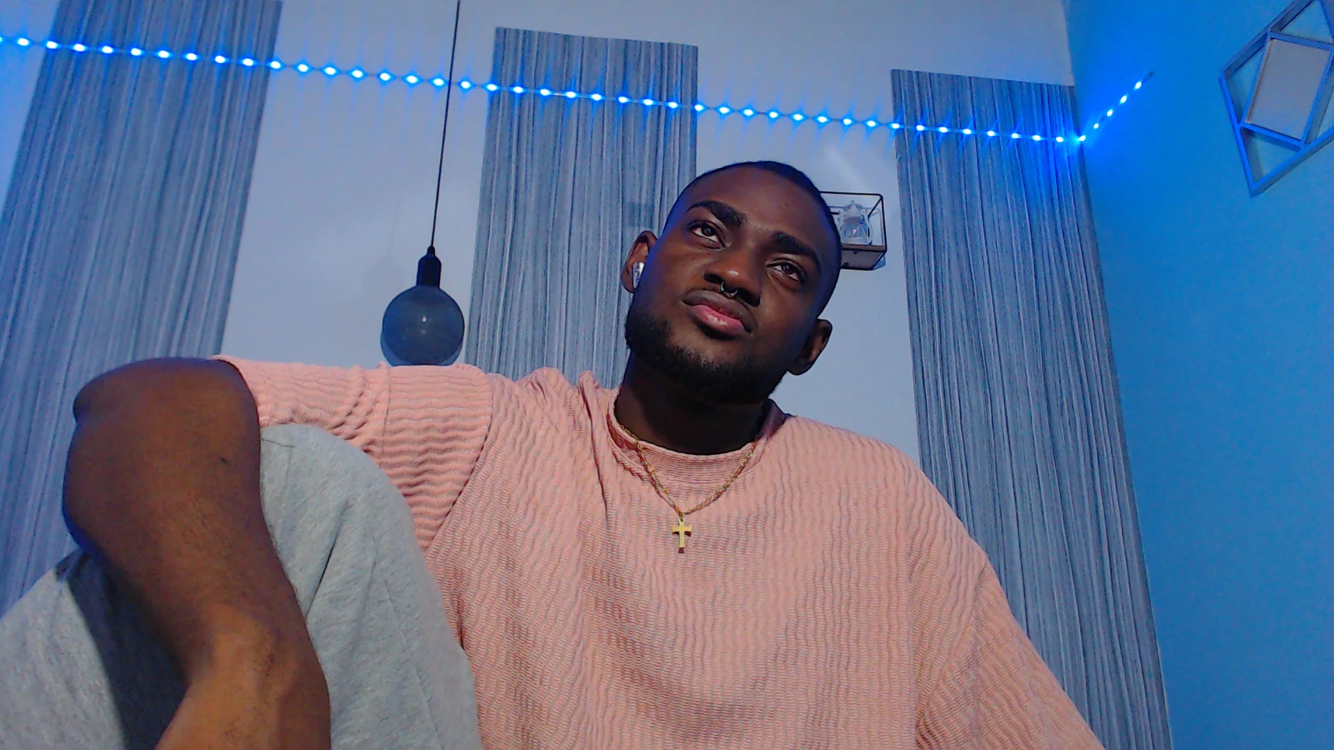XXX Porn Photo of Nude eebony_stallion 16