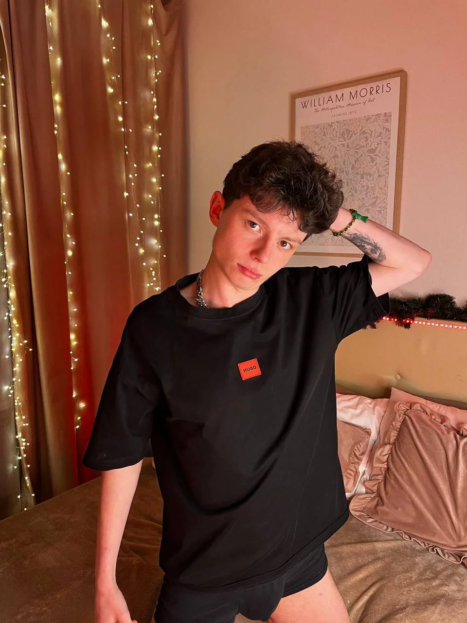XXX Porn Photo of Nude Vexon666 4