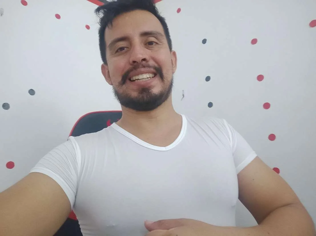XXX Porn Photo of Nude KalethBigDick 234