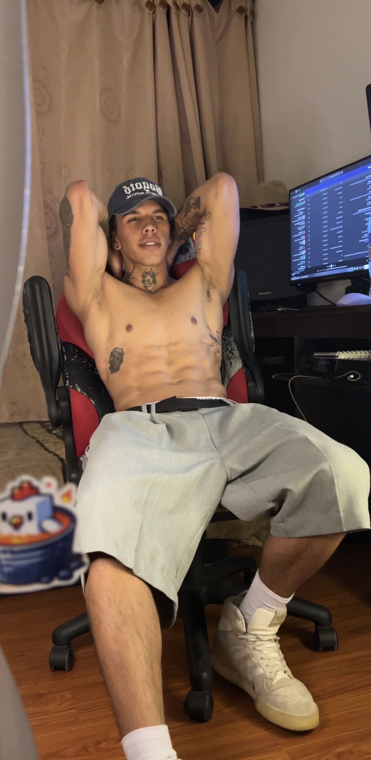 XXX Porn Photo of Nude Savajelust 4