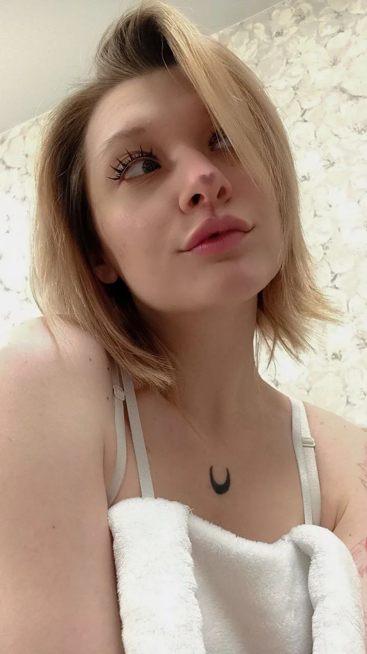 XXX Porn Photo of Nude CleopatraHabibi 1