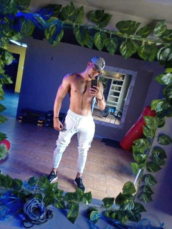 XXX Porn Photo of Nude Jeff_Kent2 4