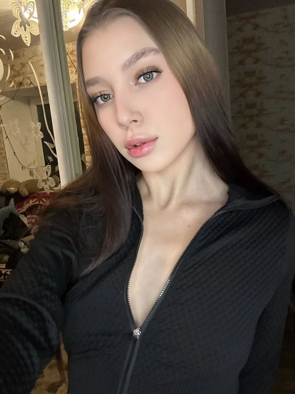 XXX Porn Photo of Nude Baby_Roze 3