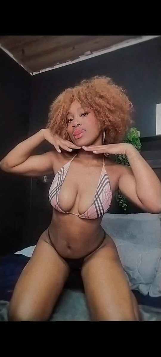 XXX Porn Photo of Nude nikkystorm1_ 18