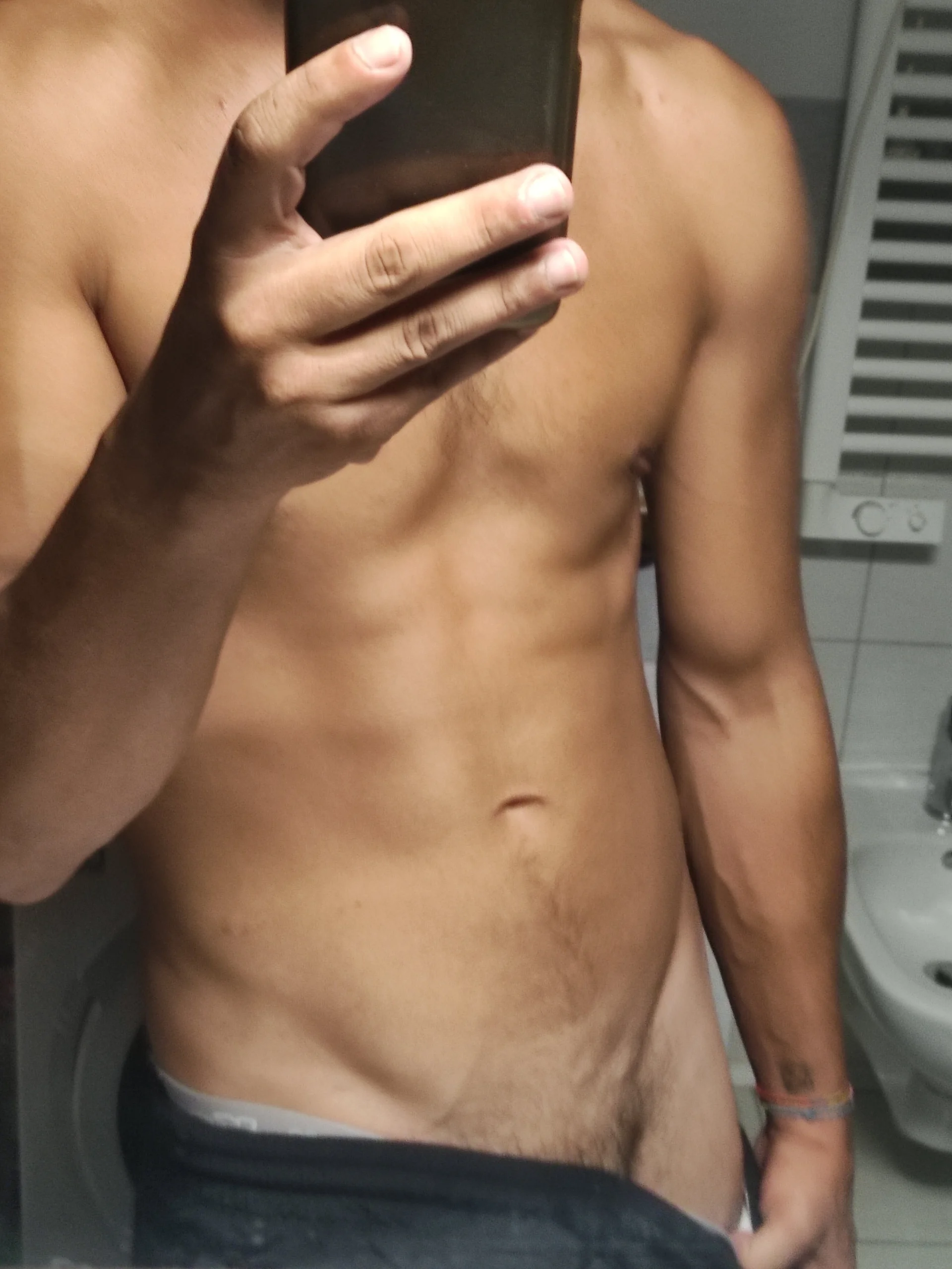 XXX Porn Photo of Nude Latino_Bull 2