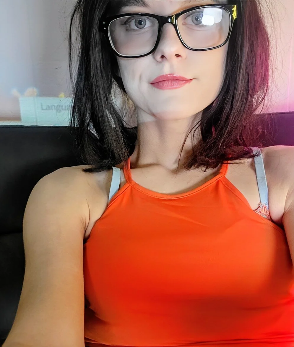 XXX Porn Photo of Nude AriellaTaylor 8