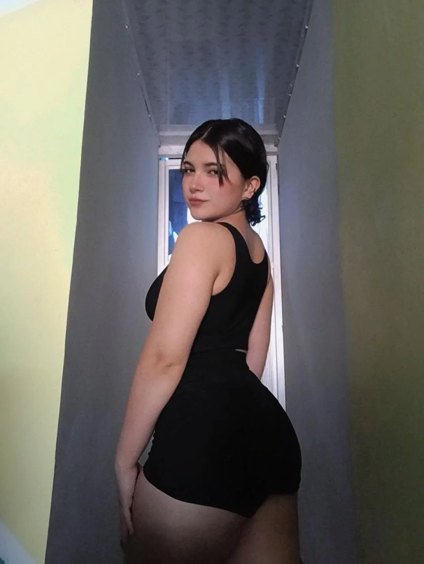 XXX Porn Photo of Nude Isis_Scarlett_ 14